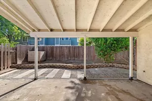 1216 Rolls Royce Ln, Modesto, CA 95351 - Photo 29