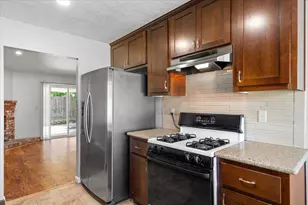 1216 Rolls Royce Ln, Modesto, CA 95351 - Photo 17