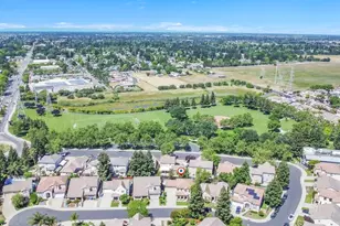 9421 Clift Ct, Elk Grove, CA 95624 - Photo 39