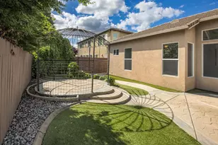 9422 Rhone Valley Way, Elk Grove, CA 95624 - Photo 31