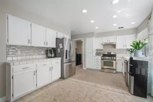 9502 Village Tree Dr, Elk Grove, CA 95758 - Photo 15
