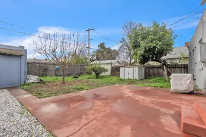 122 E Monterey, Stockton, CA 95204 - Photo 19