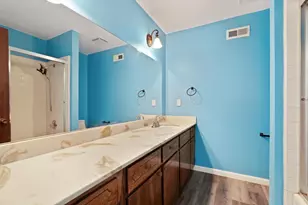 9214 Bainbridge Pl, Stockton, CA 95209 - Photo 17