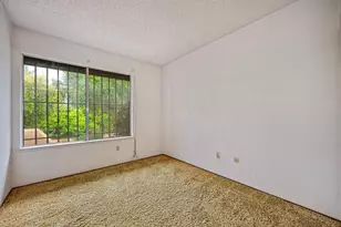 7828 Rockhurst Way, Sacramento, CA 95828 - Photo 21
