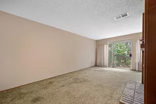 7828 Rockhurst Way, Sacramento, CA 95828 - Photo 9