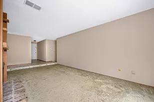 7828 Rockhurst Way, Sacramento, CA 95828 - Photo 11