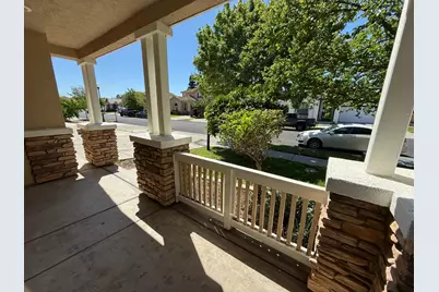 1001 La Paloma Street, Turlock, CA 95382 - Photo 21