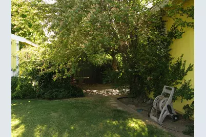 2510 Atlas Avenue, Sacramento, CA 95820 - Photo 33