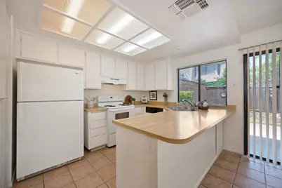 2316 Sandcastle Way, Sacramento, CA 95833 - Photo 15