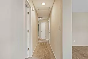 310 W F St, Turlock, CA 95380 - Photo 7
