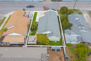 310 W F St, Turlock, CA 95380 - Photo 25