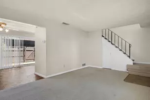 8812 Sawtelle Way, Sacramento, CA 95826 - Photo 5