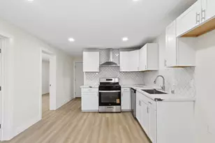 4901 Parker Ave, Sacramento, CA 95820 - Photo 11