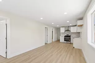 4901 Parker Ave, Sacramento, CA 95820 - Photo 9