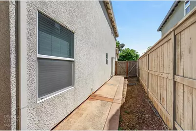 9648 Flame Tokay Way, Elk Grove, CA 95624 - Photo 45