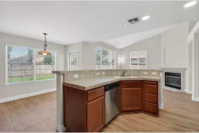 9648 Flame Tokay Way, Elk Grove, CA 95624 - Photo 11