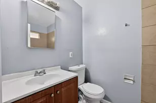 618 Plaza Ave, Sacramento, CA 95815 - Photo 11