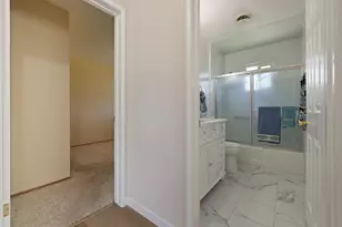 121 W Benjamin Holt Dr, Stockton, CA 95207 - Photo 19