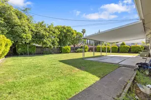 121 W Benjamin Holt Dr, Stockton, CA 95207 - Photo 23