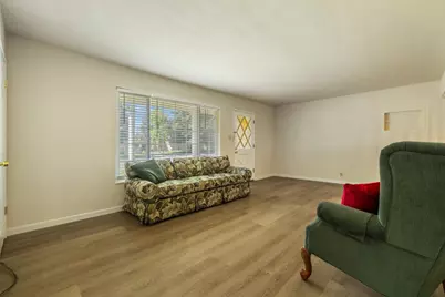 121 W Benjamin Holt Drive, Stockton, CA 95207 - Photo 7