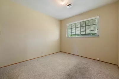 121 W Benjamin Holt Drive, Stockton, CA 95207 - Photo 21
