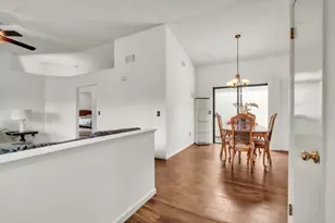 7551 Deltawind Dr, Sacramento, CA 95831 - Photo 7