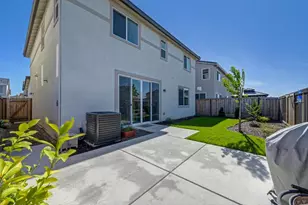 4049 Molten Crk Wy, Roseville, CA 95747 - Photo 39