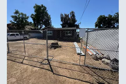 1605 El Dorado Avenue, Modesto, CA 95358 - Photo 3