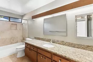 8813 Williamson Dr, Elk Grove, CA 95624 - Photo 17