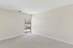 8813 Williamson Dr, Elk Grove, CA 95624 - Photo 19