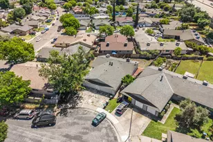 7329 Kelley Dr, Stockton, CA 95207 - Photo 17