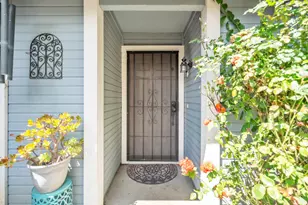 7560 Deltawind Dr, Sacramento, CA 95831 - Photo 23
