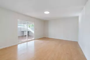 7992 Valley Green Dr, Sacramento, CA 95823 - Photo 9