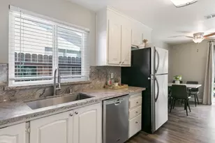 9220 Castlebar Way, Sacramento, CA 95826 - Photo 17