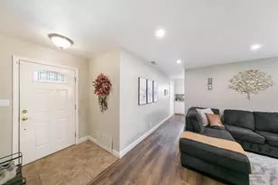9220 Castlebar Way, Sacramento, CA 95826 - Photo 7