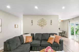 9220 Castlebar Way, Sacramento, CA 95826 - Photo 11