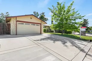 9220 Castlebar Way, Sacramento, CA 95826 - Photo 3