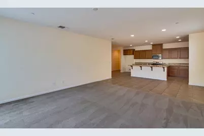 10546 Cherise Way, Stockton, CA 95209 - Photo 7