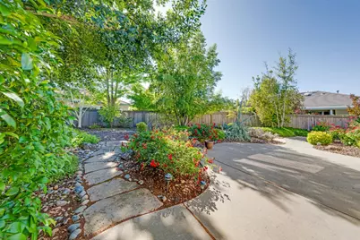 2713 Robinson Creek Lane, Elk Grove, CA 95758 - Photo 29