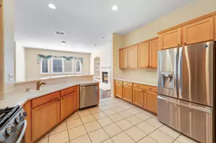 2713 Robinson Creek Ln, Elk Grove, CA 95758 - Photo 15