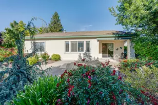 2713 Robinson Creek Ln, Elk Grove, CA 95758 - Photo 31