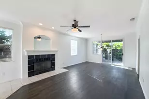 3027 Carousel Cir, Stockton, CA 95219 - Photo 5