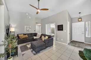 9509 Big Timber Dr, Elk Grove, CA 95758 - Photo 9