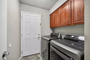 9509 Big Timber Dr, Elk Grove, CA 95758 - Photo 29