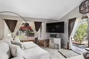 5443 Bridge Creek Ln, Carmichael, CA 95608 - Photo 7