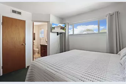 8855 Kelsey Drive, Elk Grove, CA 95624 - Photo 27