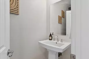 9509 Cheverny Wy, Sacramento, CA 95829 - Photo 11
