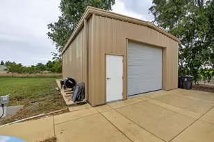 735 N Fine Rd, Linden, CA 95236 - Photo 35