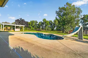 21286 E Meza Ln, Linden, CA 95236 - Photo 31