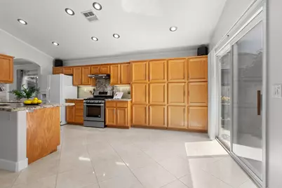6616 Eskridge Way, Elk Grove, CA 95758 - Photo 15